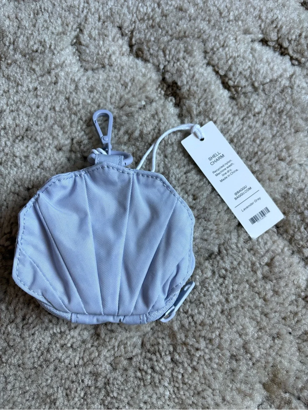 BAGGU Shell Charm in lavender grey - Picture 2 of 4
